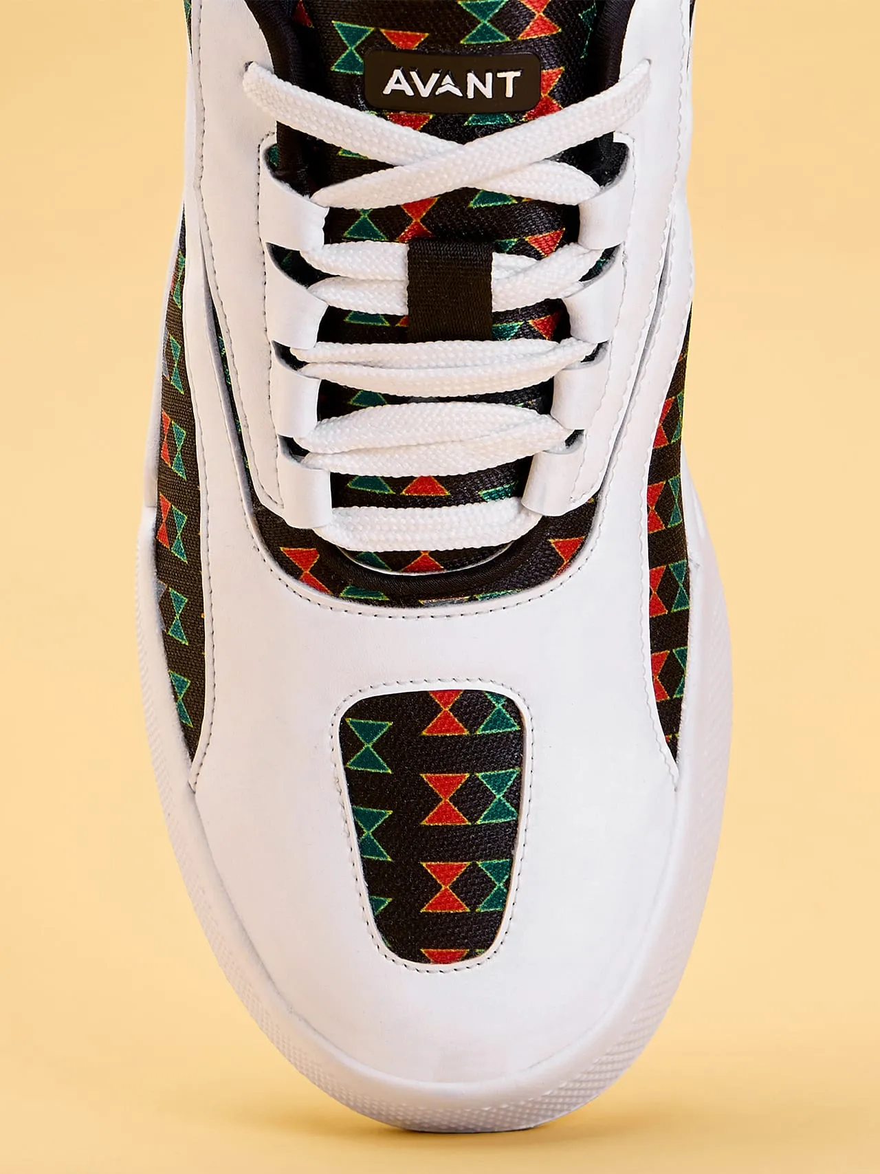 Avant Men's Maximus Sneaker Shoes - White/Black
