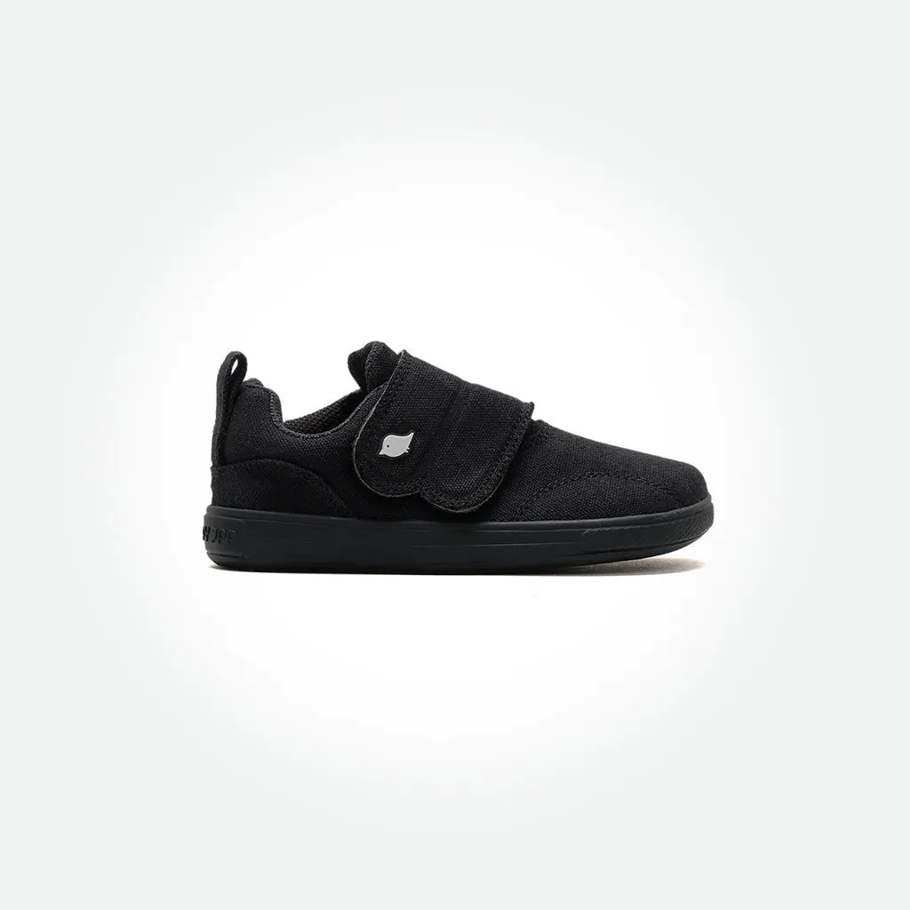 Badii Barefoot Sneakers - Black On Black