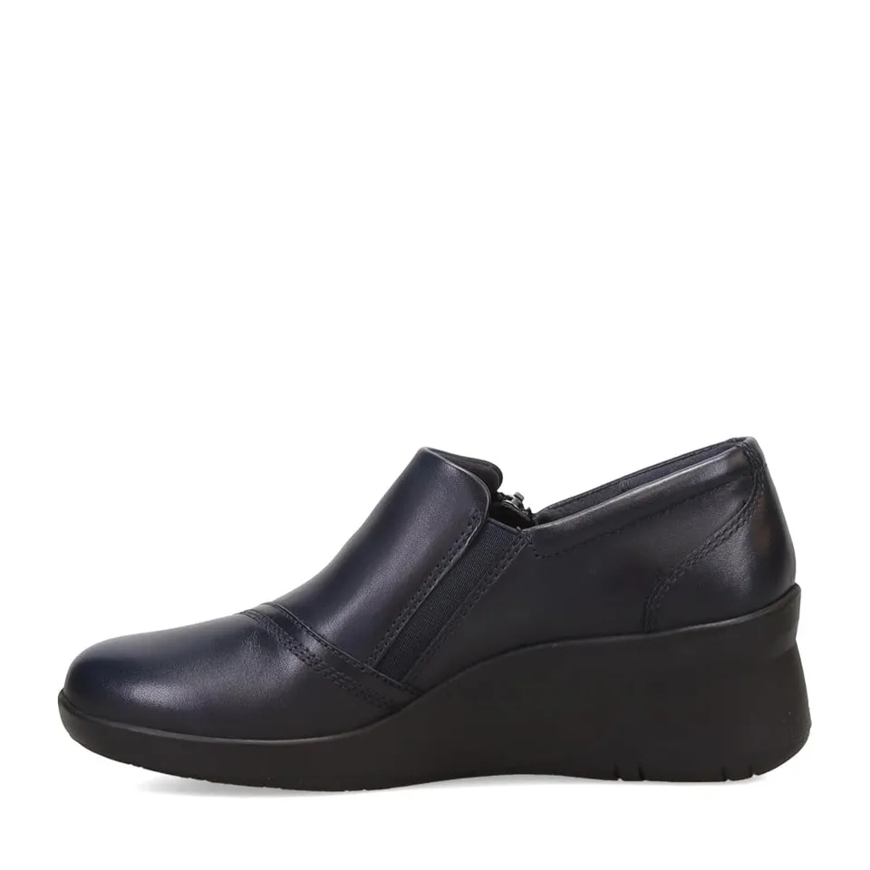 Clarks Women's Suttyn Zip Navy Leather 26180147