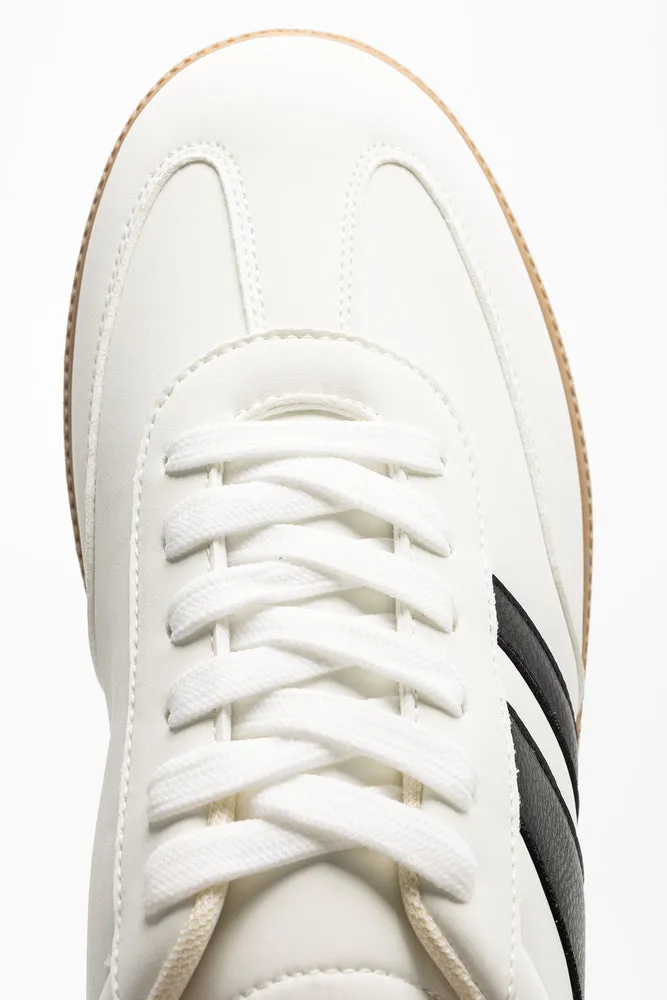 Court Sneaker White