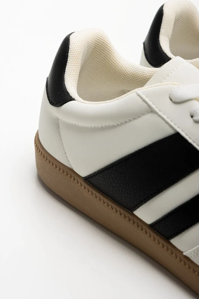 Court Sneaker White