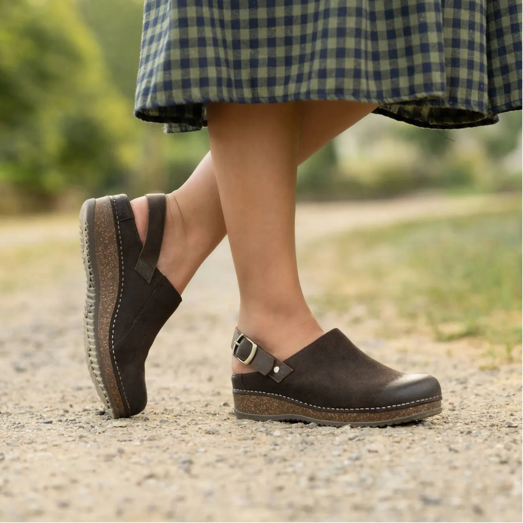 Dansko Women's Merrin Shoes - Chocolate Burnished Suede Mule