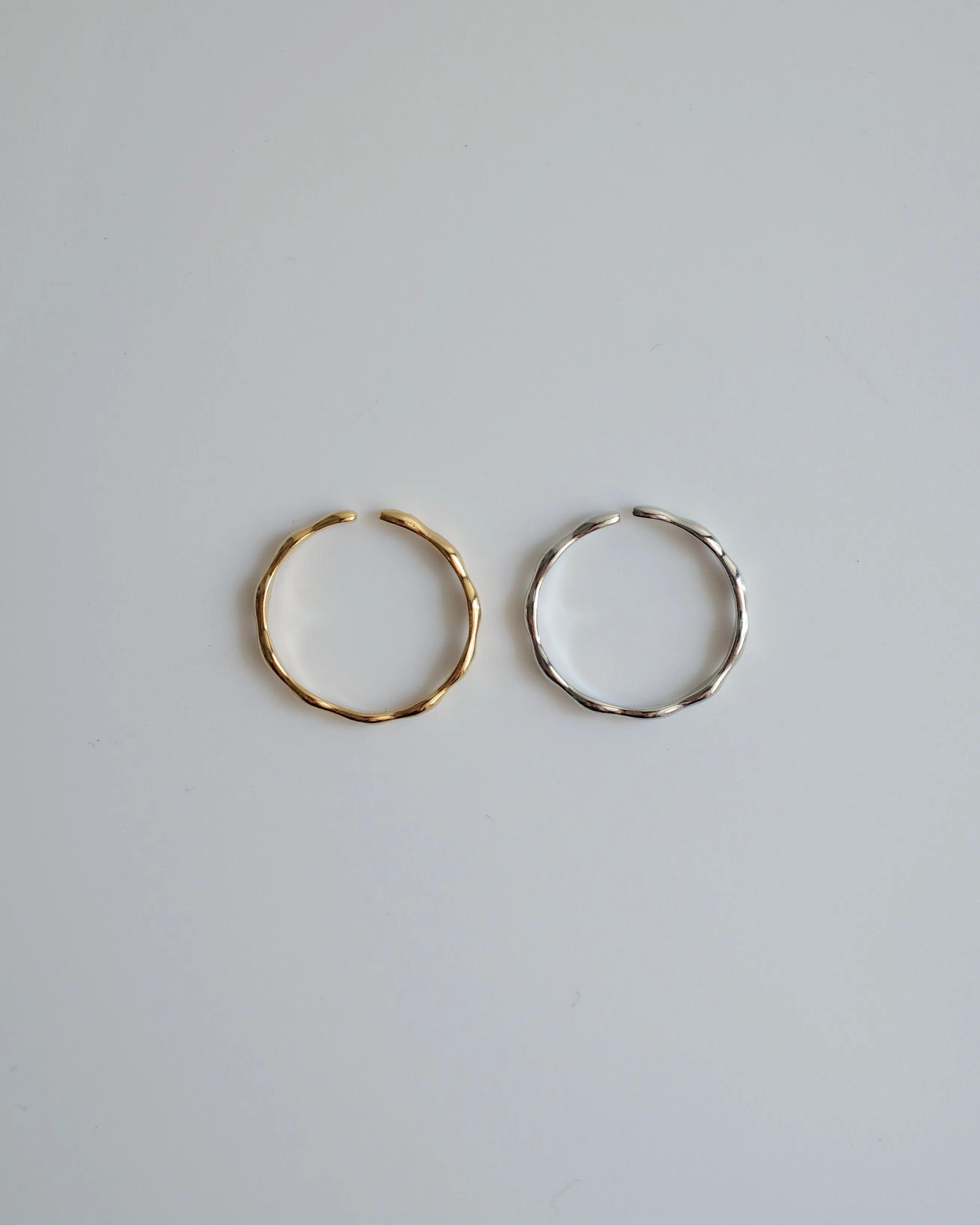 distorted thin ring