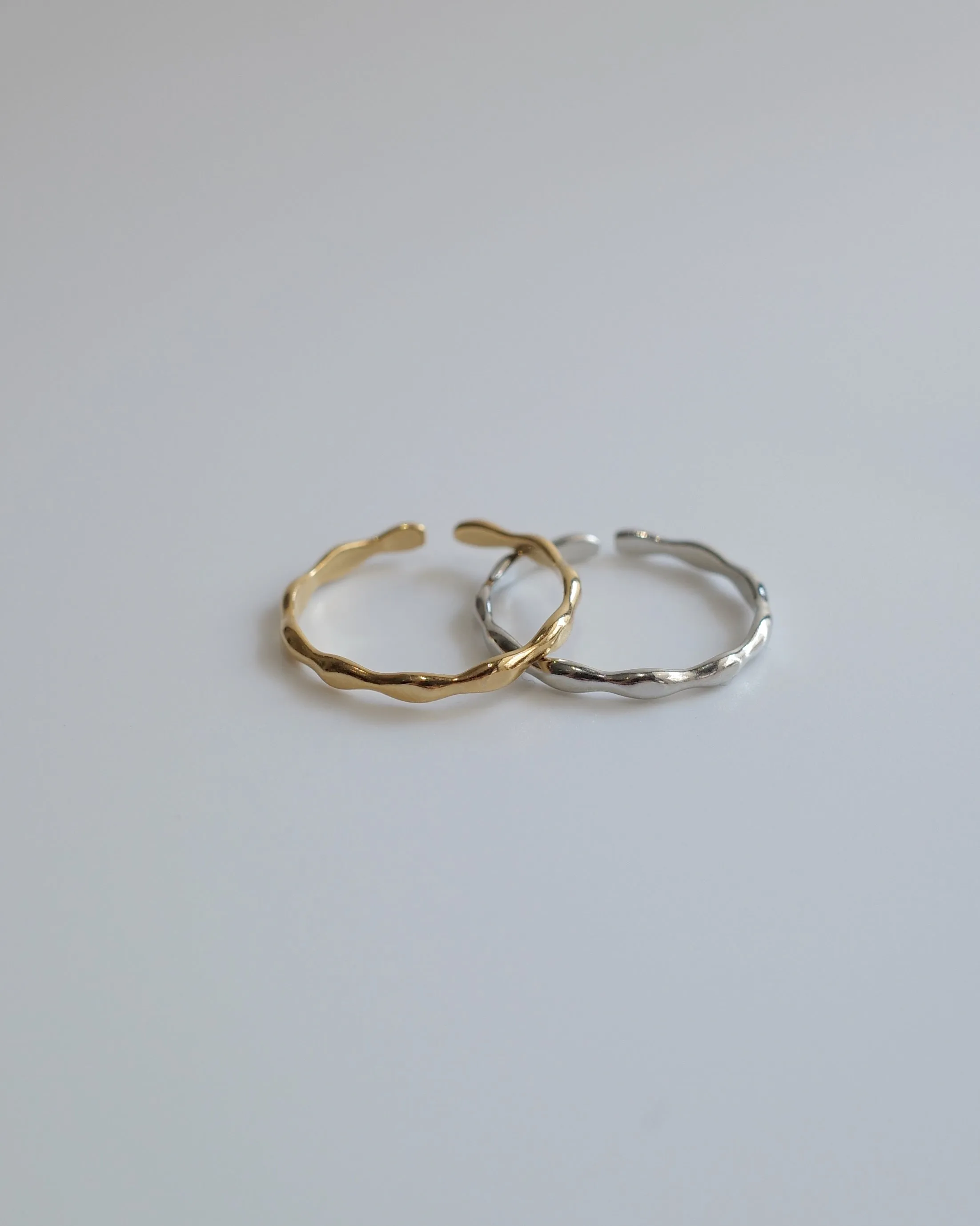 distorted thin ring