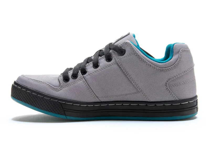 FIVE TEN WOMENS FREERIDER CANVAS [GREY/TEAL] 6 US (36 EUR)