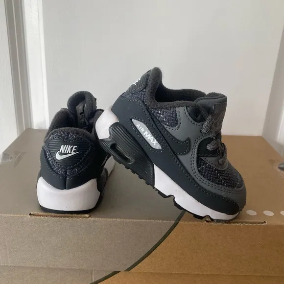 Nike Air Max 90 SE LTR Cool Grey Anthracite Wolf Grey Toddler Sneakers- SZ 5 C