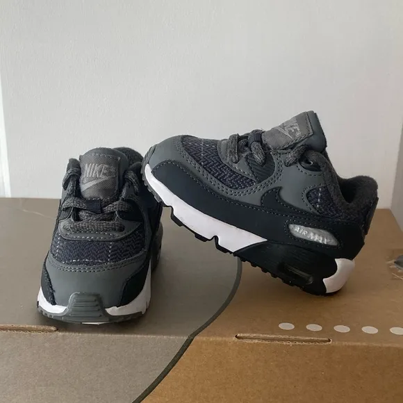 Nike Air Max 90 SE LTR Cool Grey Anthracite Wolf Grey Toddler Sneakers- SZ 5 C