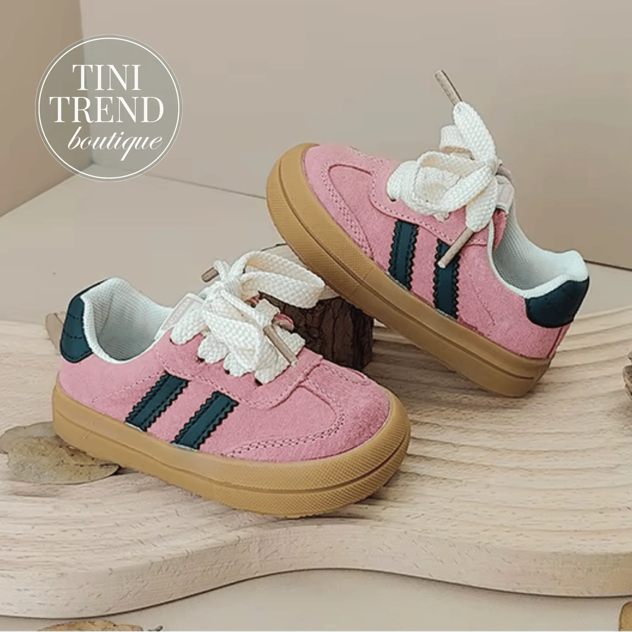 NOAH | Retro Sneaker