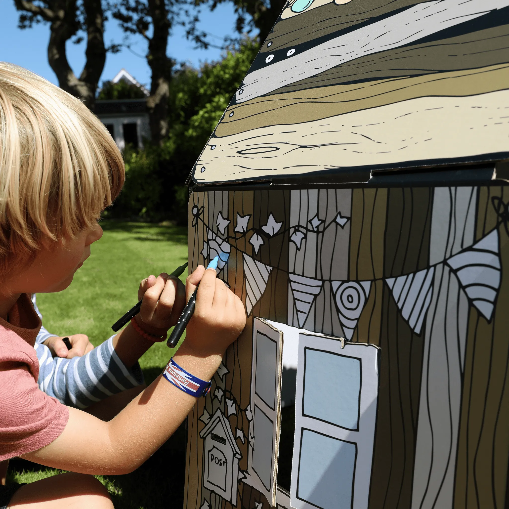 Play Den & Periscope - Children's Colour-in Playhouse