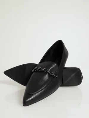 Pointed Loafer With Thin Chain Detail - Black