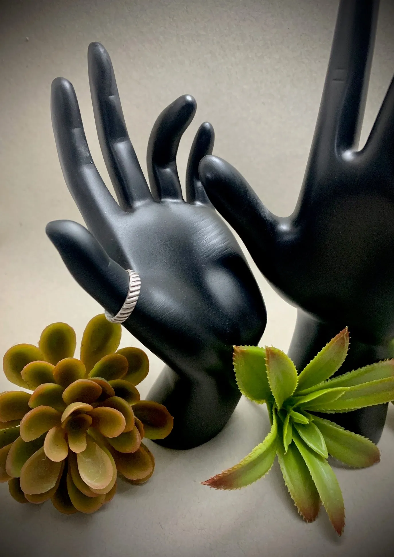 Ring: Thin Stripe