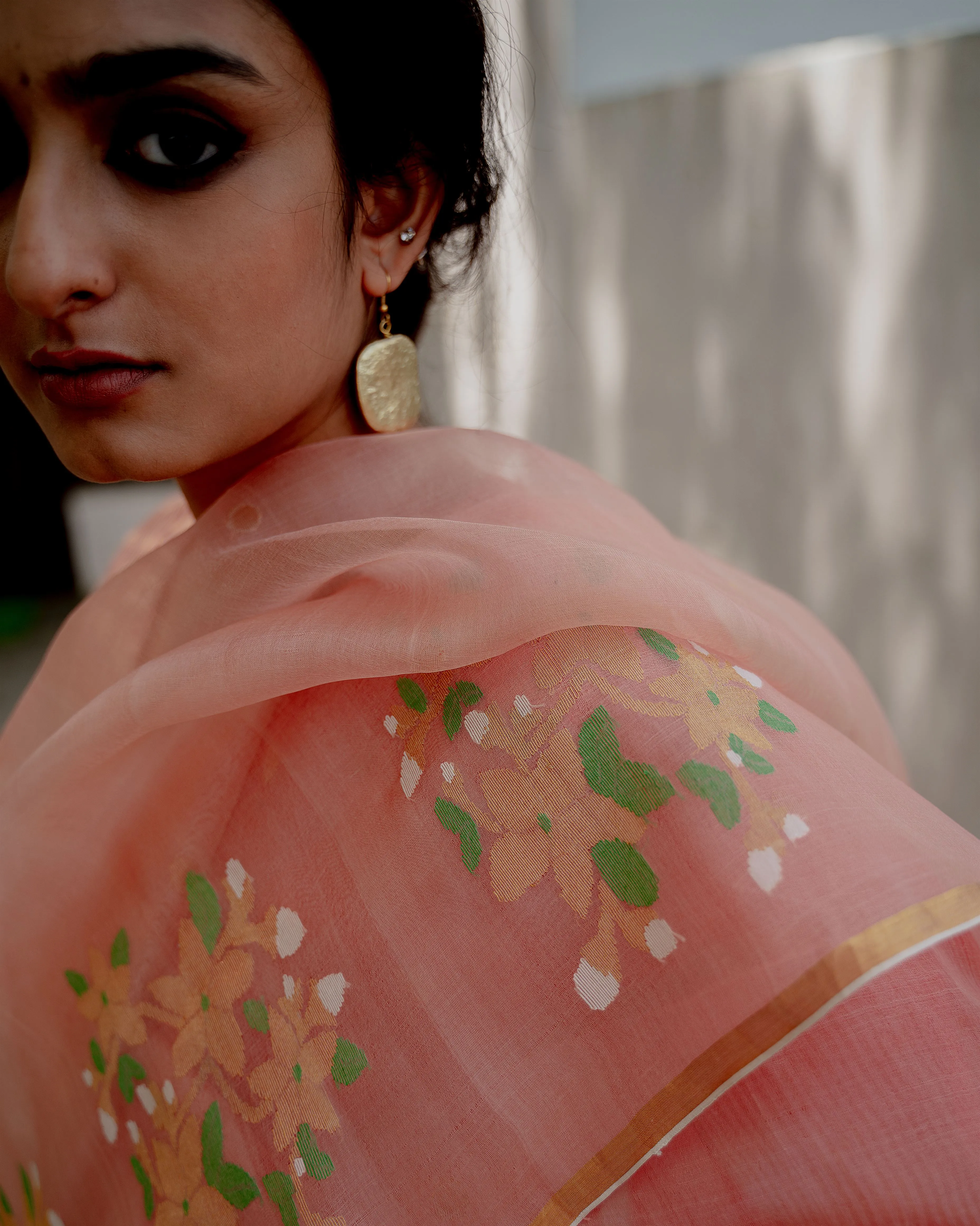 Suparna Som jui tora sari 48 inch width by 5.5 meter length Dark and light peach ombre silk - delivery Time 8 weeks Festive 24 LOOK-17