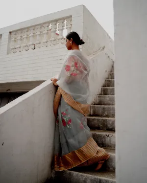 Suparna Som megha sari 48 inch width by 5.5 meter length Grey silk - delivery Time 8 weeks Festive 24 LOOK-10