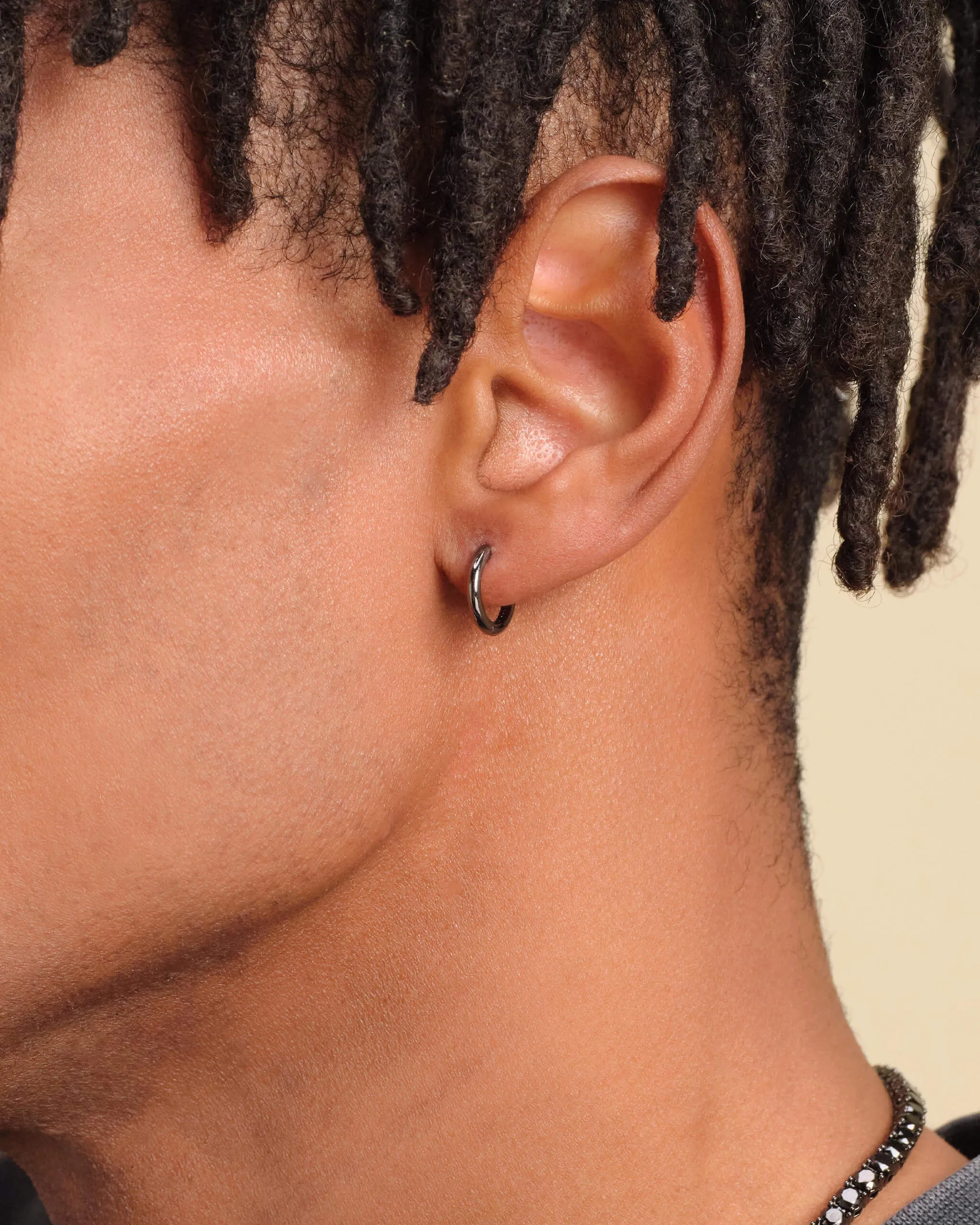 Thin Hoop Earrings - Black