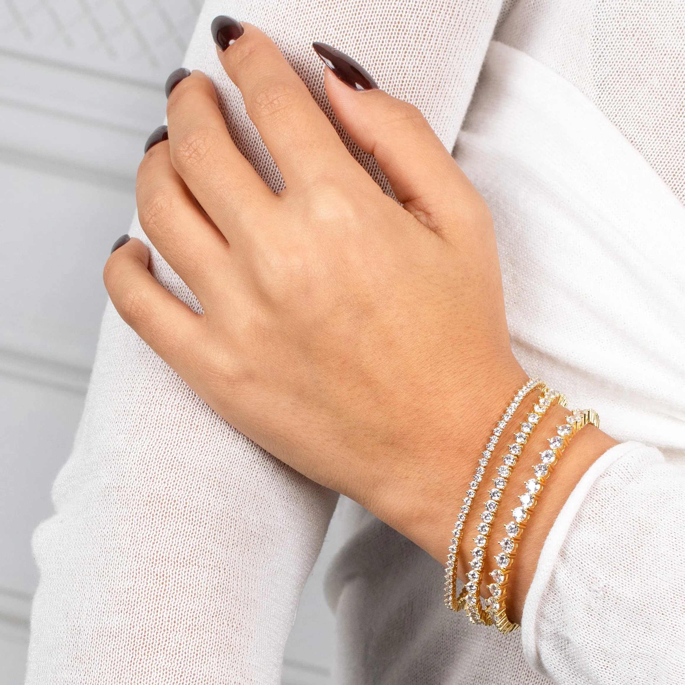 Thin Three Prong Tennis Bracelet